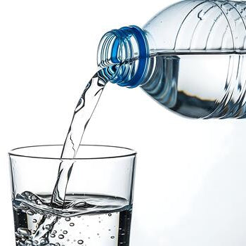 Bottle Water 6btl - ボトルウォーター 6本 ( 600ml each )